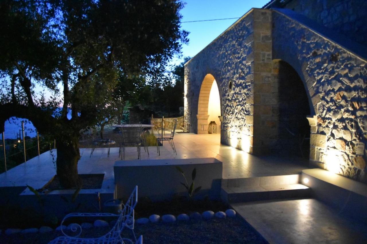 Athina'S Stone House In Kardamyli Villa Eksteriør billede