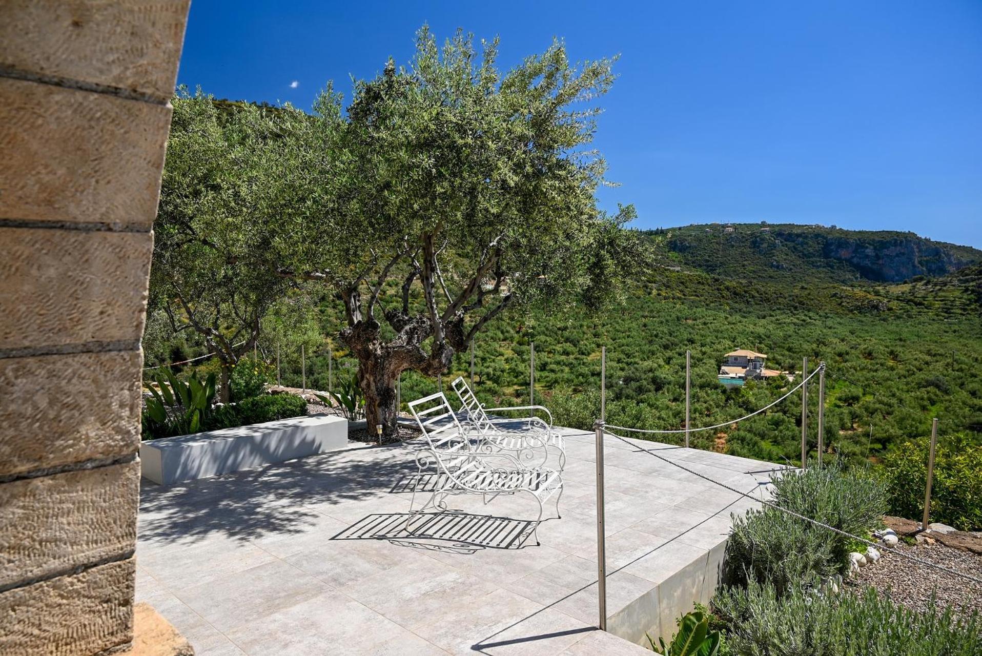 Athina'S Stone House In Kardamyli Villa Eksteriør billede