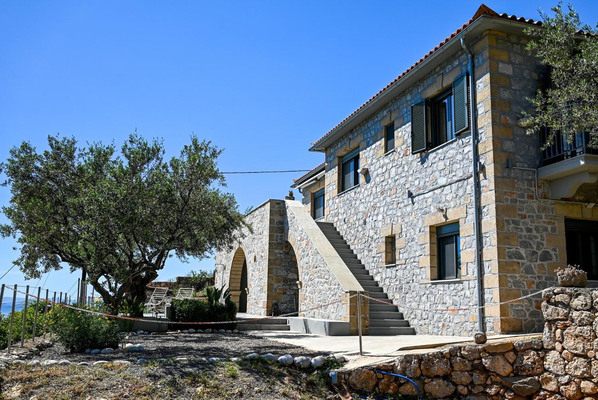 Athina'S Stone House In Kardamyli Villa Eksteriør billede