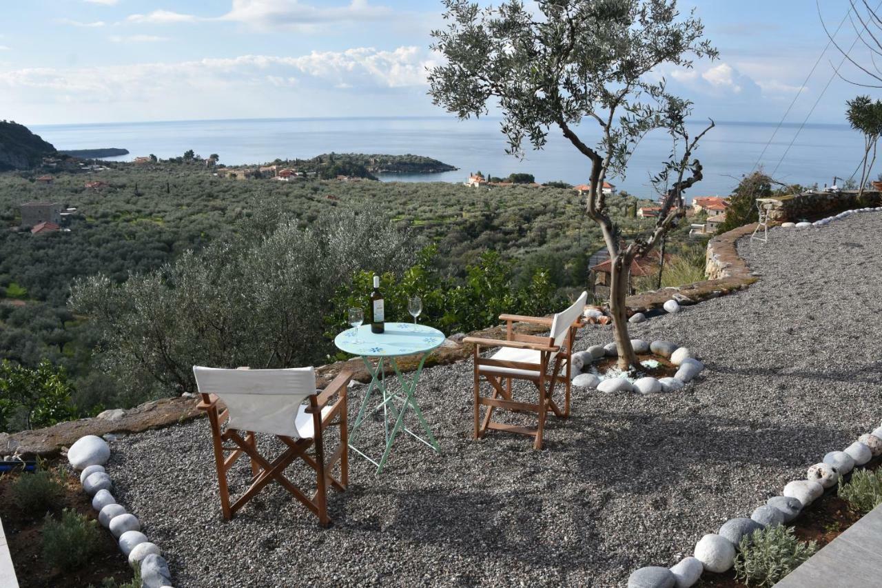 Athina'S Stone House In Kardamyli Villa Eksteriør billede
